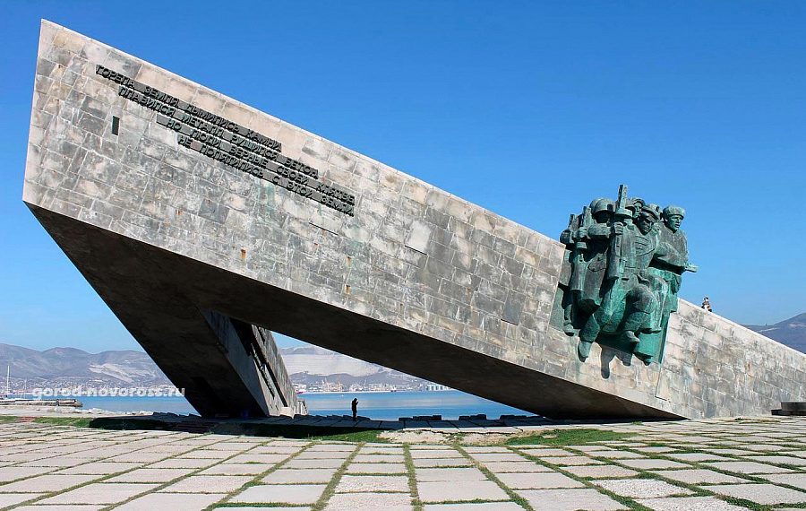 В Новороссийске отреставрируют памятник-ансамбль «Малая Земля»