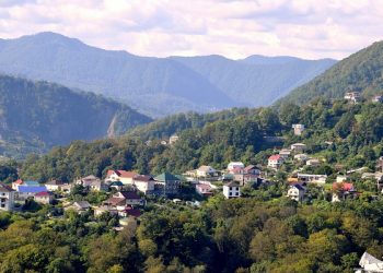 Для улучшения связи в Сочи установят 25 опор двойного назначения