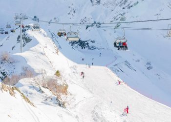 Копайгородский: В Красной поляне отдыхают десятки тысяч горнолыжников