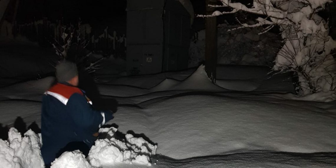 Специалисты восстанавливают энергоснабжение в Туапсинском районе