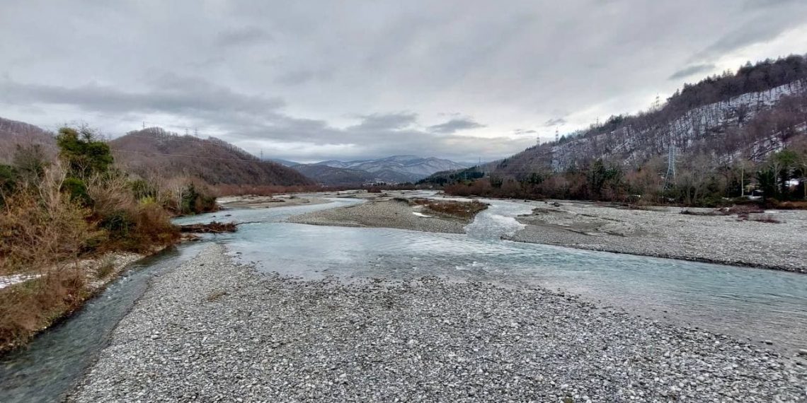 В Сочи обновляют водозабор на берегу реки Шахе