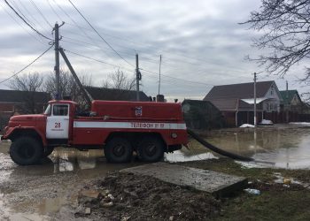 На Кубани остаются подтопленными пять населенных пунктов