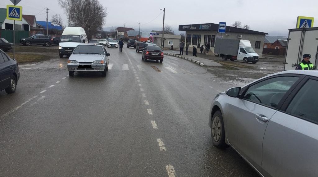 На Кубани «Лада» сбила сразу двух женщин