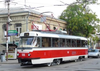 В Краснодаре остановились трамваи и троллейбусы