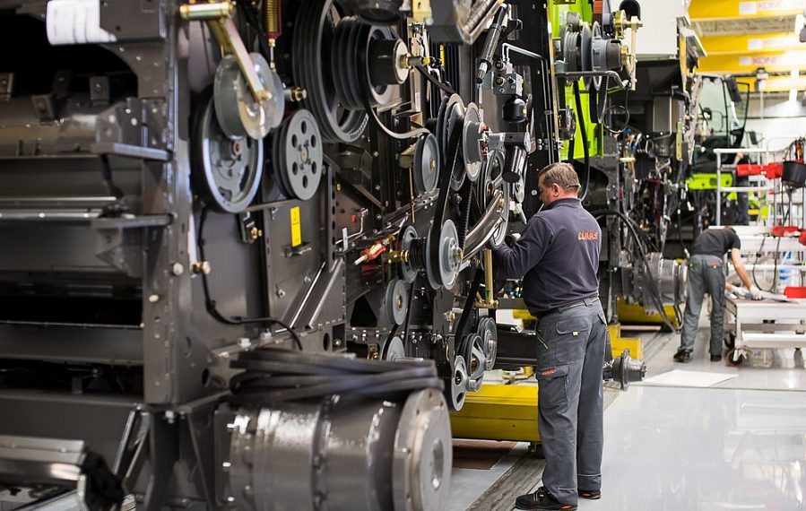 На Кубани продлили программу развития для машиностроителей