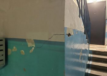 В Сочи треснула многоэтажка: эвакуировали 50 человек