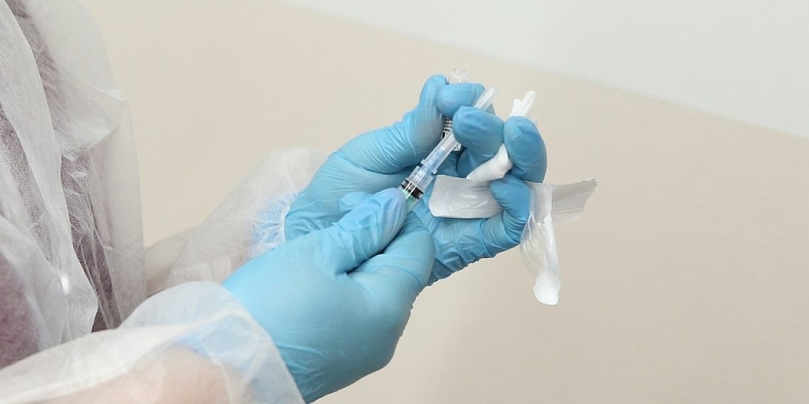 В Краснодаре 667 тысяч человек сделали прививки от коронавируса