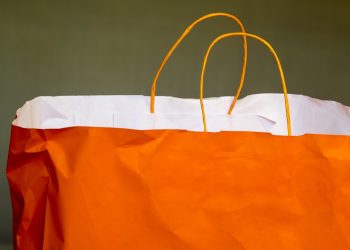 В Краснодаре собирают помощь для беженцев из Донбасса