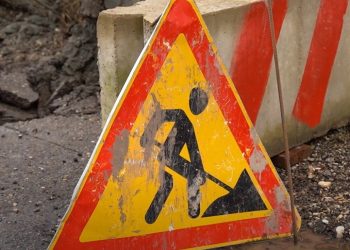 На Кубани бизнесмены мешают энергетикам строить электросети