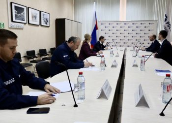 В «Сириусе» состоялась рабочая встреча первого заместителя генерального директора компании «Россети Кубань» Эдгара Армаганяна и главы администрации федеральной территории «Сириус» Дмитрия Плишкина