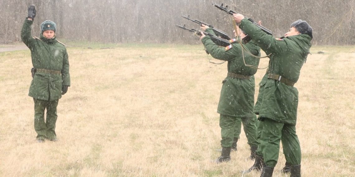 На Кубани простились с двумя военными, погибшими на Украине