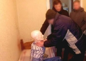 Житель Кубани избил отца статуэткой, а потом задушил