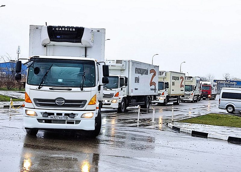 Из Сочи на Украину отправили 15 тонн гуманитарной помощи