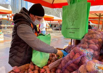 В Сочи увеличат количество ярмарок кубанских производителей