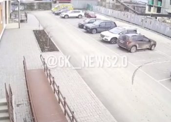 В Горячем Ключе упал строительный кран