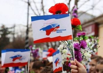 Кондратьев и Копайгородский поздравили крымчан с годовщиной воссоединения