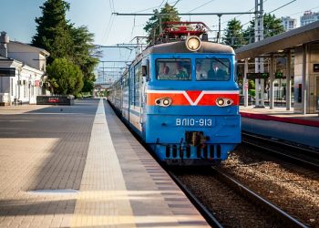 Туристический поезд «Сочи» начнет ходить с 30 апреля