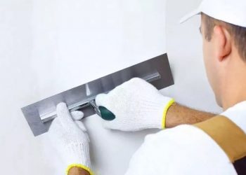 В Краснодаре начался ремонт квартир ветеранов