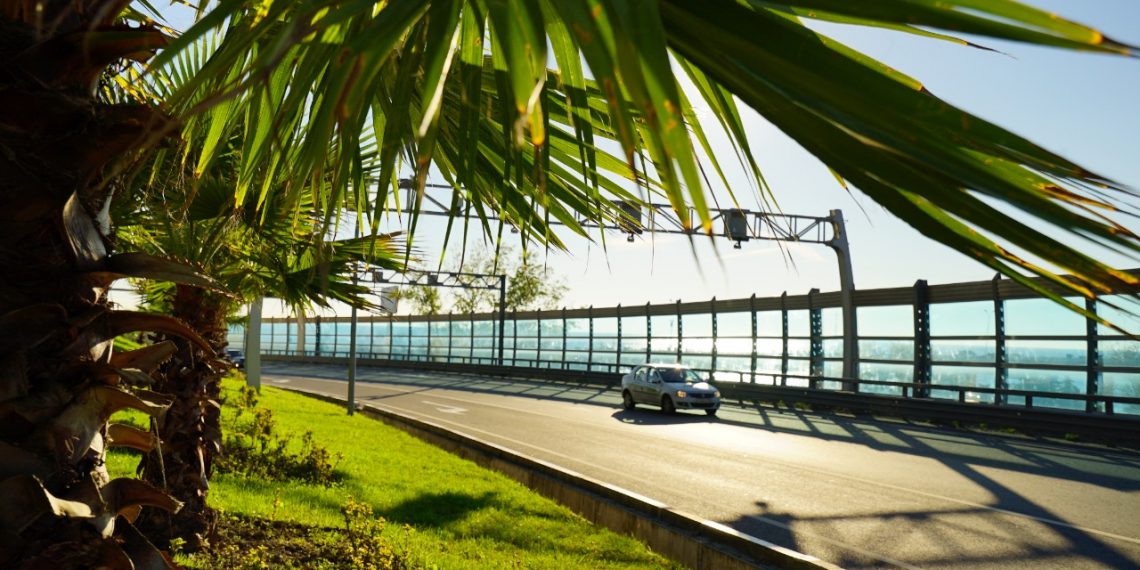 До 1 июня в Сочи снимут ограничения на федеральной трассе