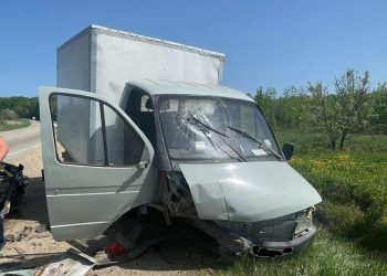 На Кубани «Газель» врезалась в ВАЗ: пострадала женщина