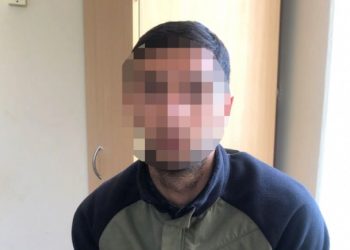 В Сириусе молодой человек зарезал мужчину на остановке