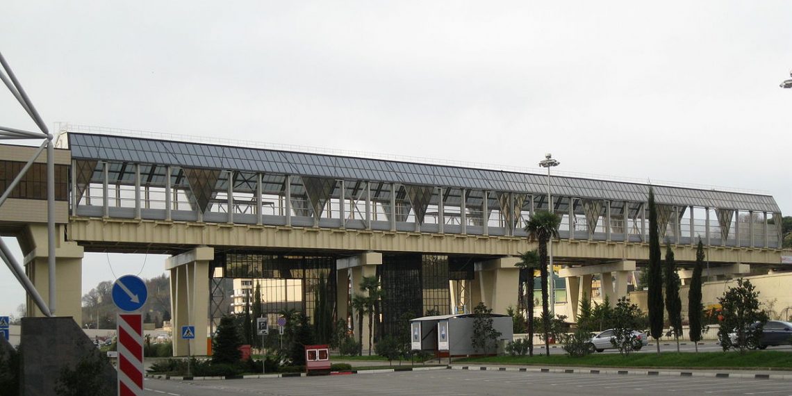 Туроператоры попросили запустить автобусы из Сочи в Крым