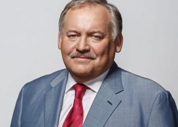 Константин Затулин помог сочинке, которую лишили квартиры из-за кредитов