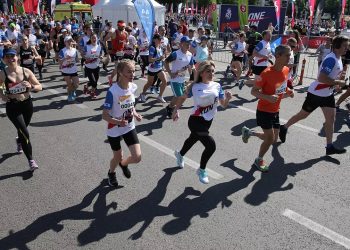 На полумарафон в Краснодаре вышли 2 300 человек