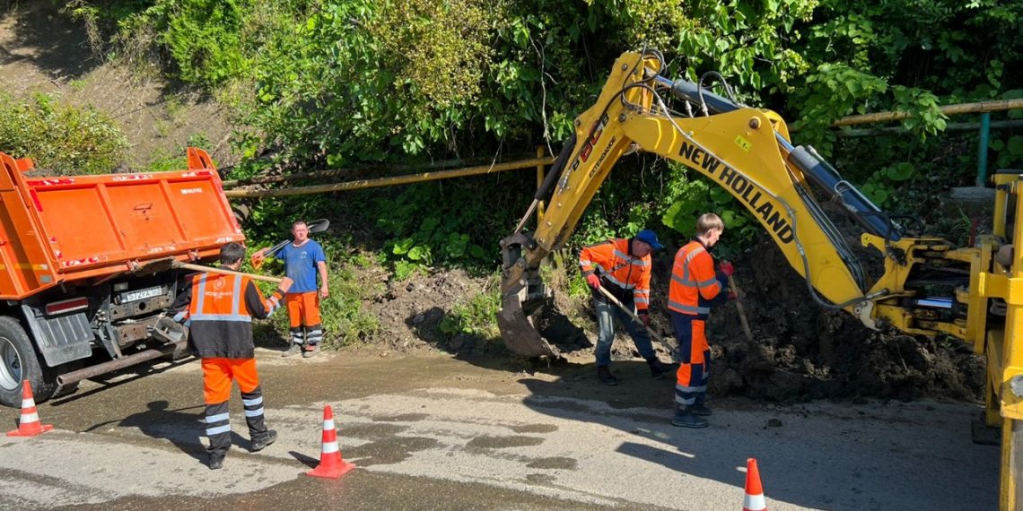 В Сочи из-за оползня 10 тысяч человек чуть не остались без воды