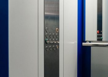 В Краснодарском крае заменят 160 лифтов