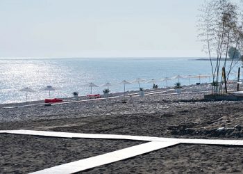 Копайгородский проверил пляжи в Лазаревском районе