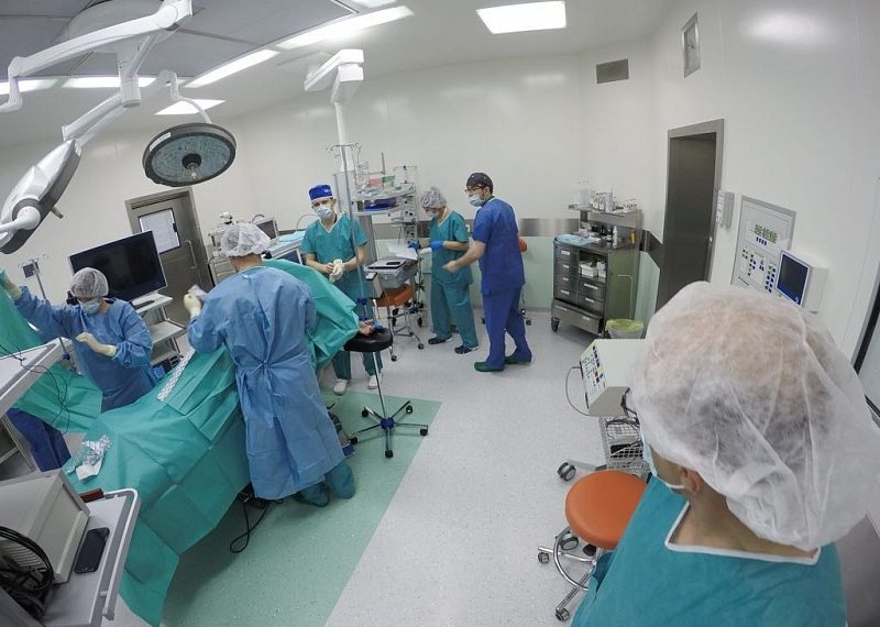Три кубанские больницы получат операционное оборудование