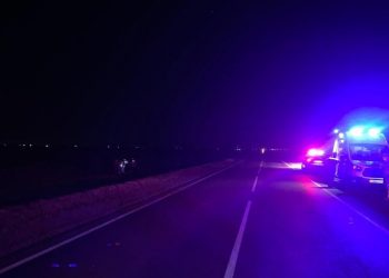 На Кубани Kia опрокинулся в канал: погибла женщина