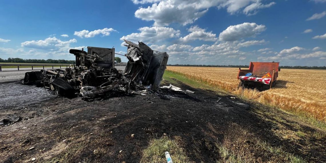 Из-за ДТП на Кубани перекрыли федеральную трассу