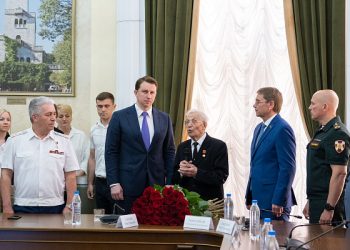 Герой России Сюткин стал почетным сочинцем