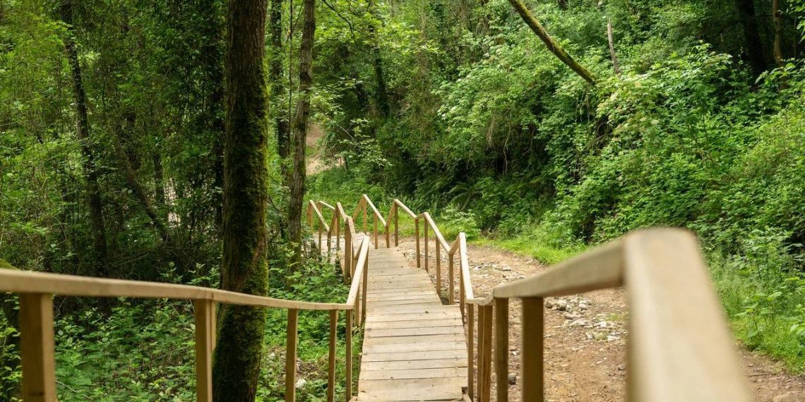 В Сочи благоустраивают туристические объекты нацпарка