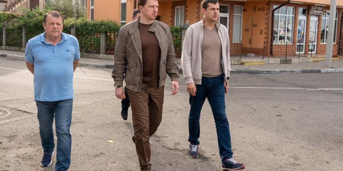 Копайгородский осмотрел центральные улицы Хосты и Адлера