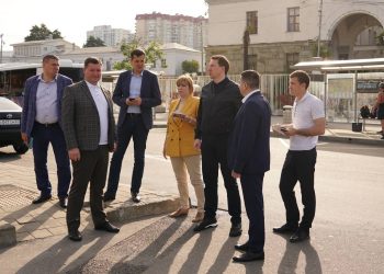 Копайгородский пообещал регулярно проводить пешие обходы