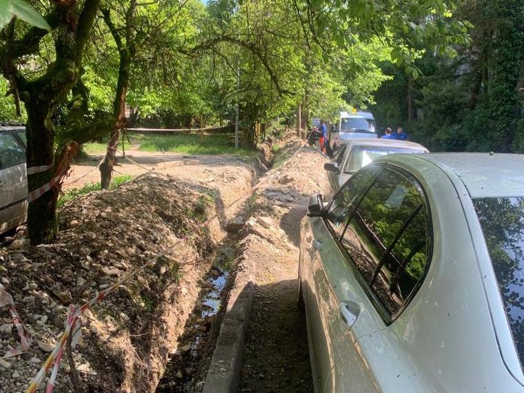 В Сочи помогут людям, чей дом регулярно подтапливает