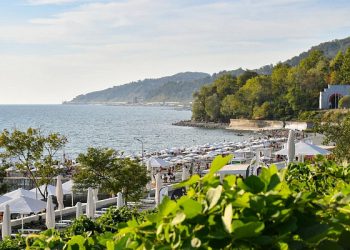 В Сочи побывали более 3,7 миллиона туристов