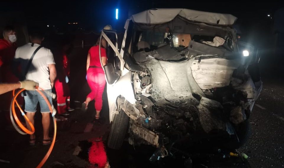 В ночном ДТП под Новороссийском погибли два человека