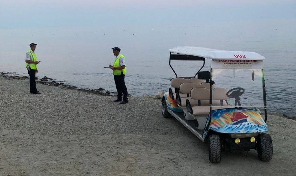 В Анапе электромобиль сбил семилетнего ребенка