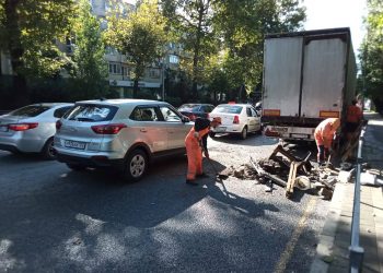 Из-за непогоды в Сочи пострадали более 50 авто