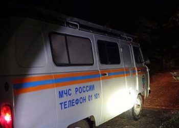 Ночью на Кубани искали женщину и семерых детей