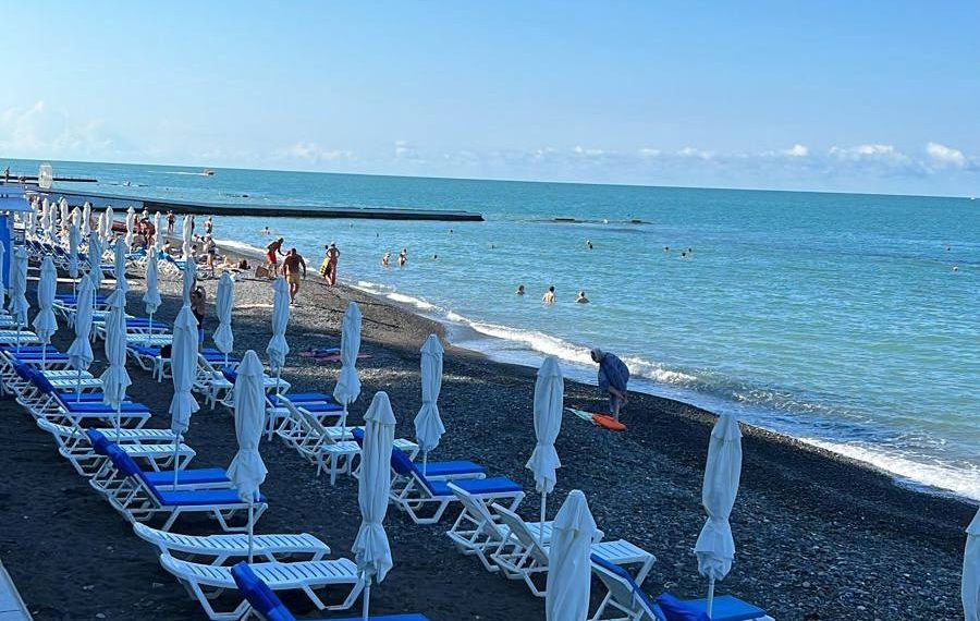 В Сочи открыли большую часть пляжей