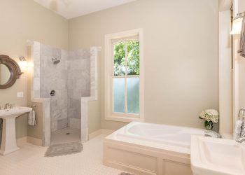 Ванна или душевая кабина?