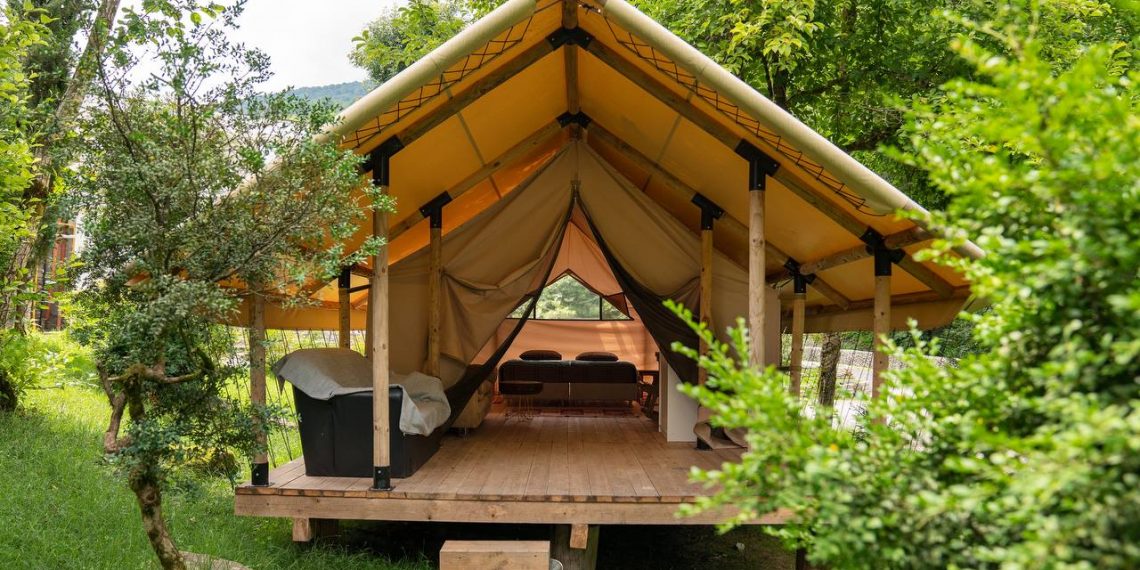 В сочинском Солохауле строят новую базу отдыха