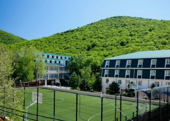 На отдых на Кубань прибыли еще 20 детей-спортсменов из ДНР