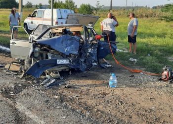 На Кубани семья ехала из роддома и попала в ДТП: погибли младенец и его отец