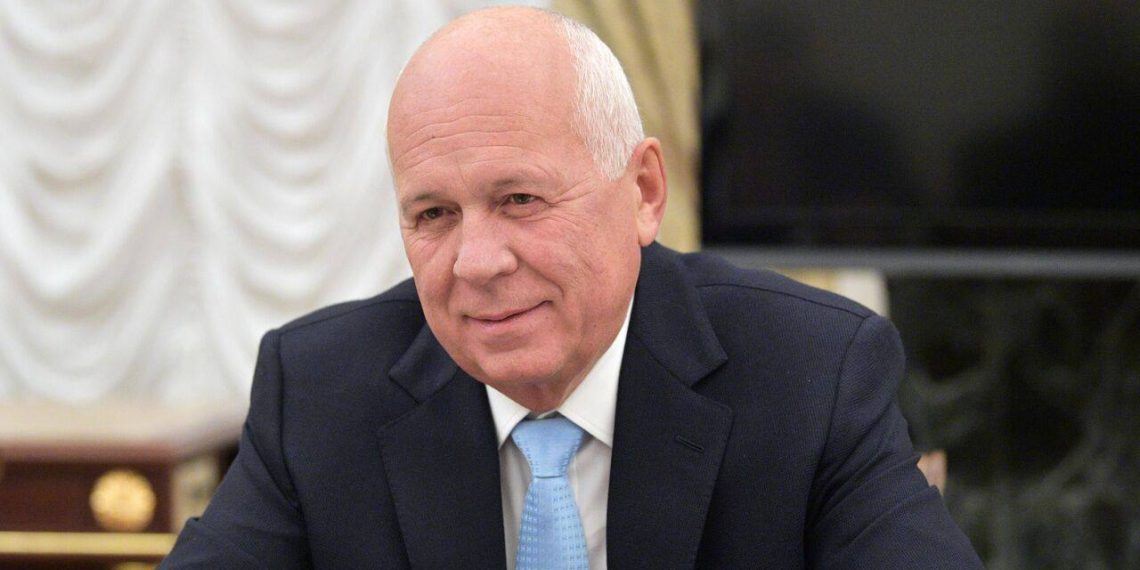 Мэр Сочи Копайгородский поздравил с 70-летием главу Ростеха Чемезова